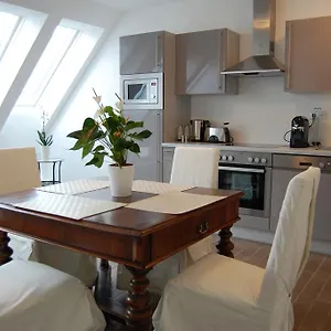 alga-apartments-am-westbahnhof.vienna-besthotels.com/